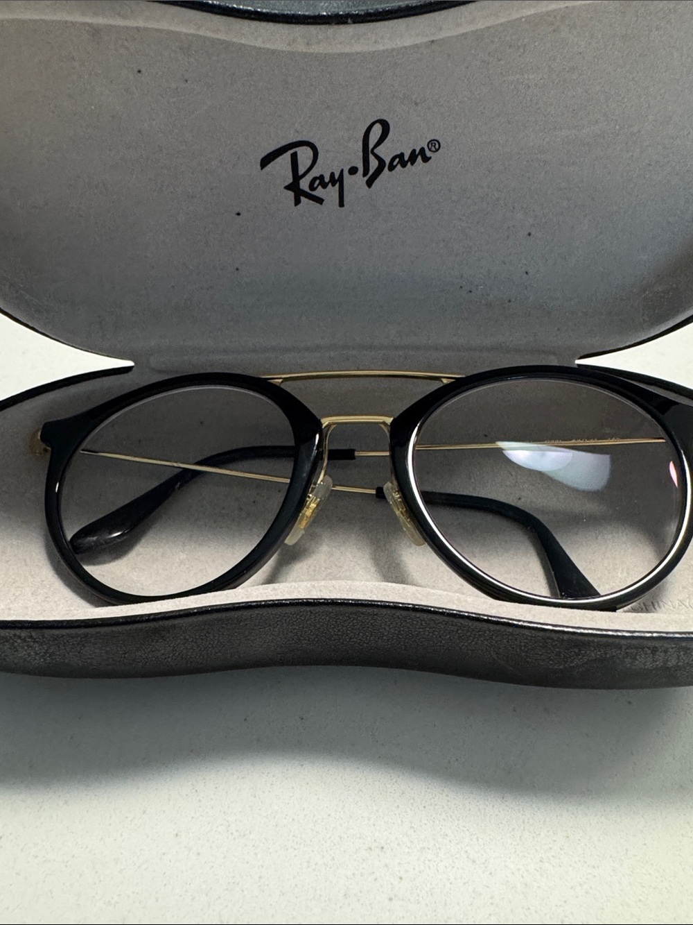 Ray-Ban Black Round Sunglasses with Gold Double Bridge frame- - Picture 2 of 11